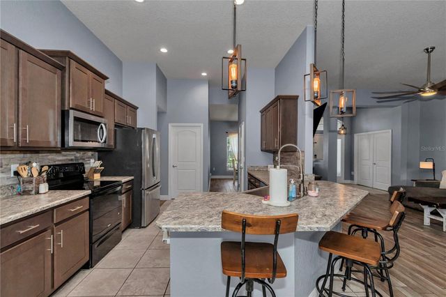 4607 SE 27TH STREET, Ocala, FL 34480