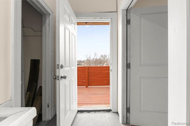 9662 Broadstreet Avenue, Detroit, MI 48204