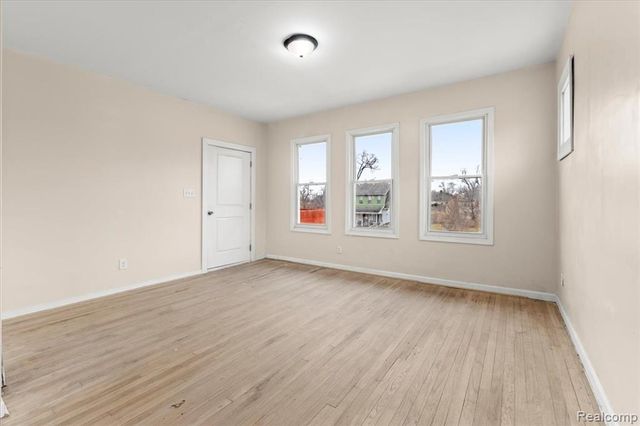 9662 Broadstreet Avenue, Detroit, MI 48204