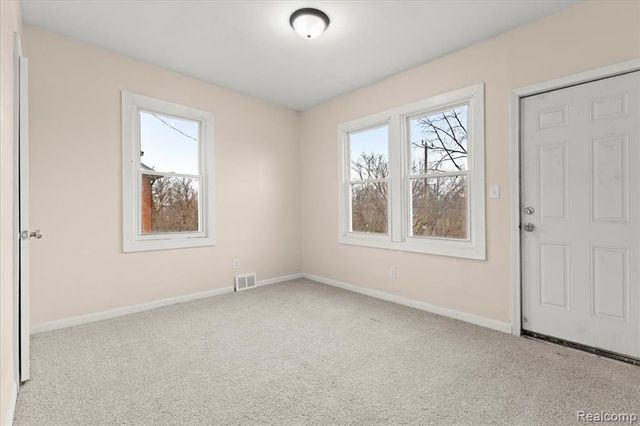 9662 Broadstreet Avenue, Detroit, MI 48204