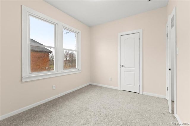 9662 Broadstreet Avenue, Detroit, MI 48204