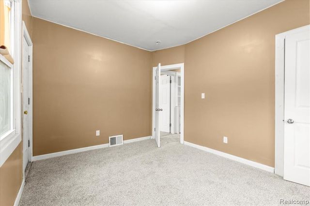 9662 Broadstreet Avenue, Detroit, MI 48204