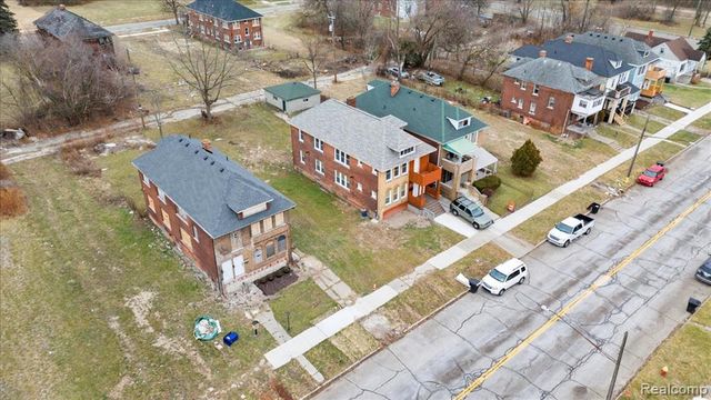 9662 Broadstreet Avenue, Detroit, MI 48204