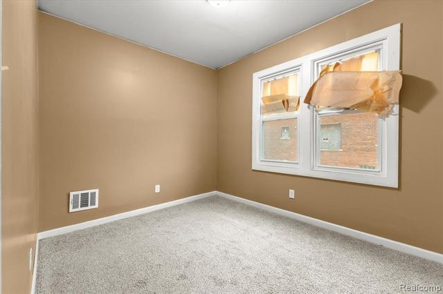 9662 Broadstreet Avenue, Detroit, MI 48204