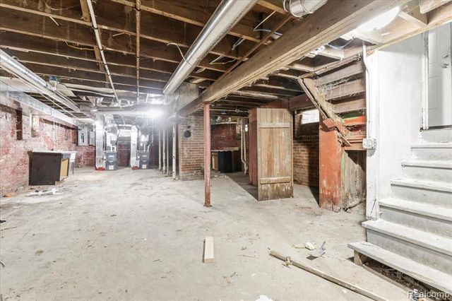 9662 Broadstreet Avenue, Detroit, MI 48204