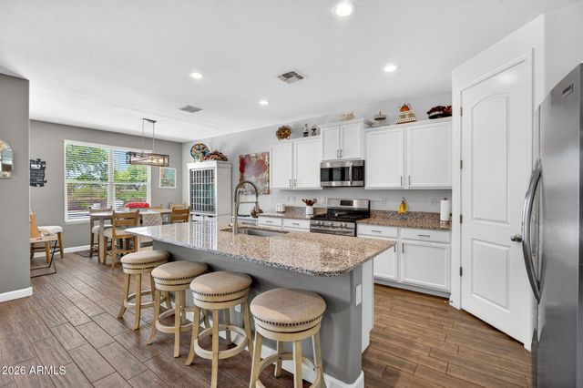 36162 N QUIROS Drive, San Tan Valley, AZ 85143