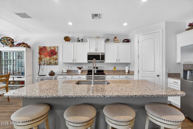 36162 N QUIROS Drive, San Tan Valley, AZ 85143