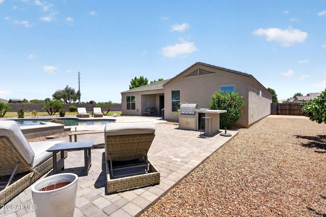 36162 N QUIROS Drive, San Tan Valley, AZ 85143