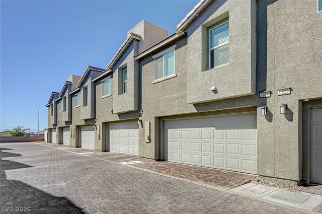 6819 Dark Gunmetal Court, North Las Vegas, NV 89086