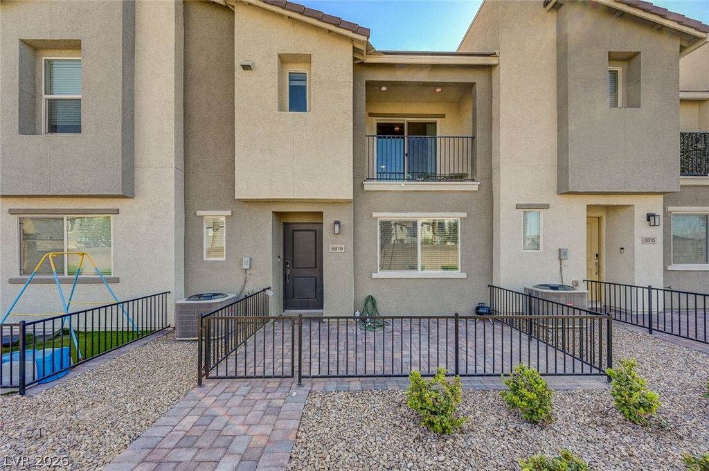 6819 Dark Gunmetal Court, North Las Vegas, NV 89086
