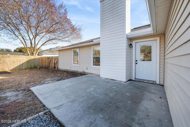 7945 DELTA POST Drive S, Jacksonville, FL 32244