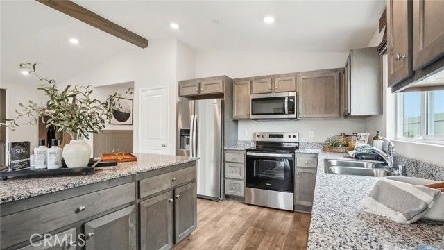 442 Baneberry Place, San Jacinto, CA 92582