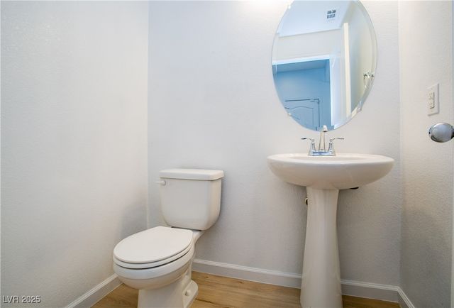 7927 Bartlett Peak Street, Las Vegas, NV 89166