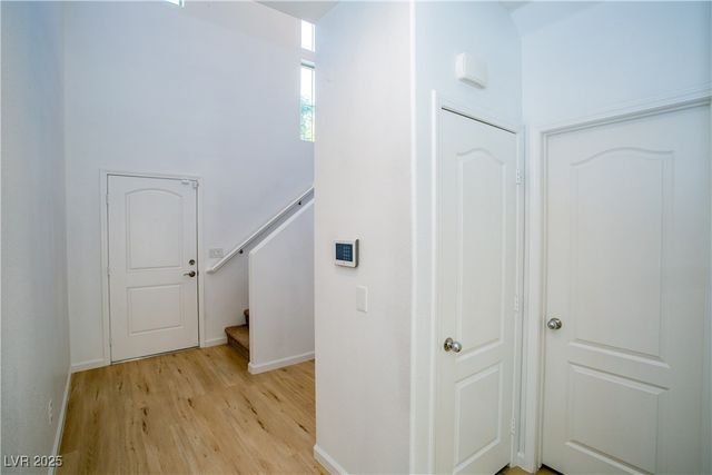 7927 Bartlett Peak Street, Las Vegas, NV 89166