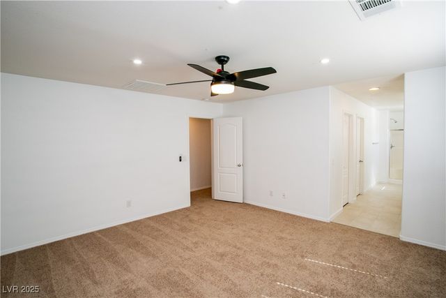 7927 Bartlett Peak Street, Las Vegas, NV 89166