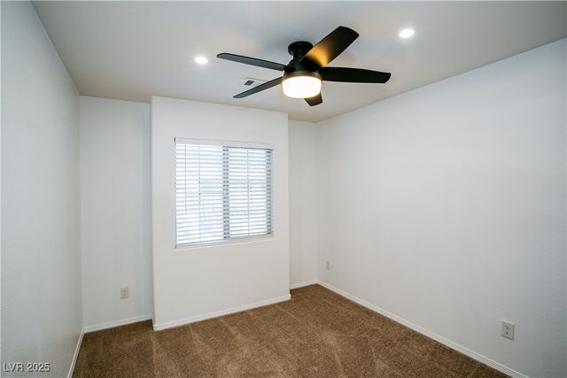 7927 Bartlett Peak Street, Las Vegas, NV 89166