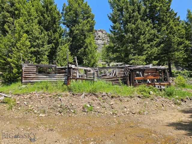Crow Bar Indian Creek, Townsend, MT 59644