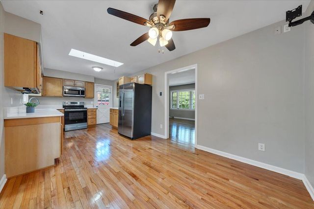 10 Chelsea DR, Roanoke, VA 24019