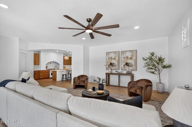 3041 E CAMELLIA Drive, Gilbert, AZ 85296