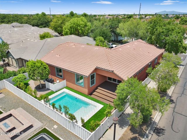 3041 E CAMELLIA Drive, Gilbert, AZ 85296