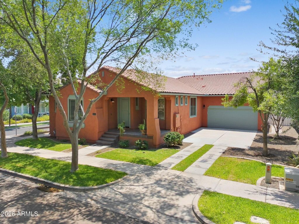 3041 E CAMELLIA Drive, Gilbert, AZ 85296