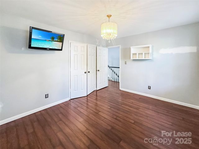 8509 Golf Ridge Drive, Charlotte, NC 28277