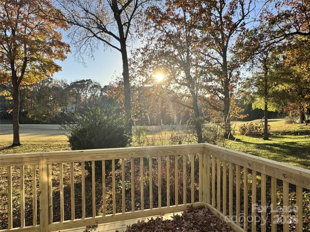 8509 Golf Ridge Drive, Charlotte, NC 28277