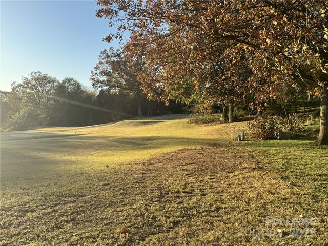 8509 Golf Ridge Drive, Charlotte, NC 28277