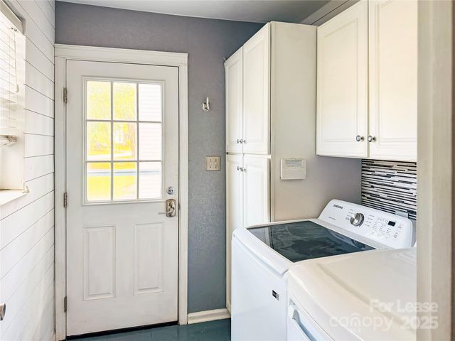 8509 Golf Ridge Drive, Charlotte, NC 28277