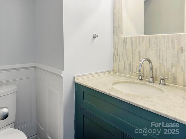 8509 Golf Ridge Drive, Charlotte, NC 28277