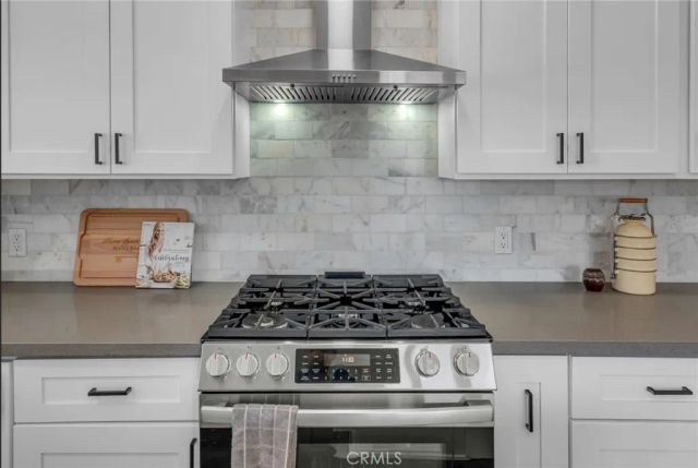 103 N Harvard, Los Angeles, CA 90004