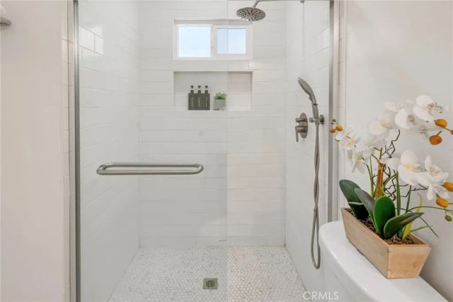 103 N Harvard, Los Angeles, CA 90004