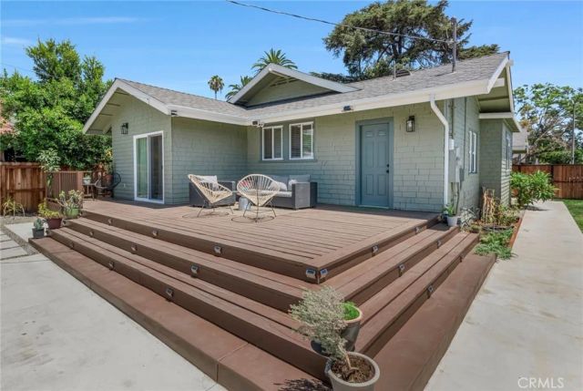 103 N Harvard, Los Angeles, CA 90004