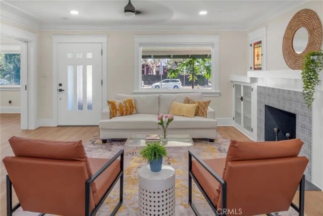103 N Harvard, Los Angeles, CA 90004