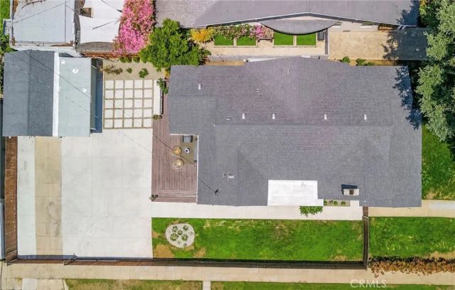 103 N Harvard, Los Angeles, CA 90004