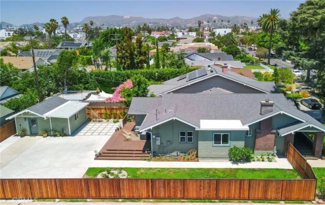 103 N Harvard, Los Angeles, CA 90004