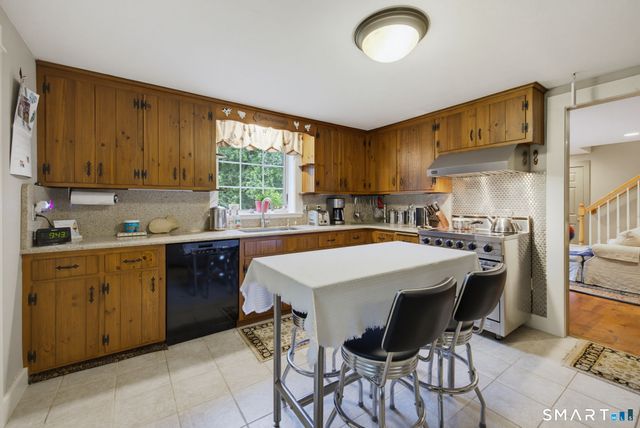 137 Silver Street, Granby, CT 06060