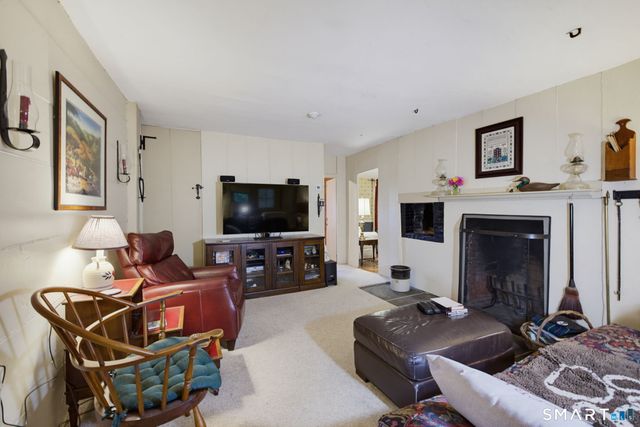 137 Silver Street, Granby, CT 06060