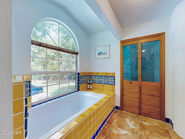 1205 Williams Road, New Smyrna Beach, FL 32168