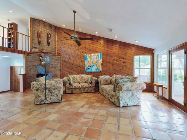 1205 Williams Road, New Smyrna Beach, FL 32168