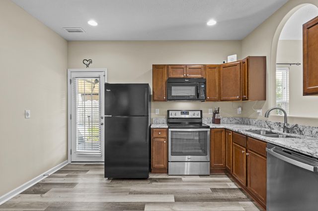 135 Paul Revere Drive, Georgetown, KY 40324