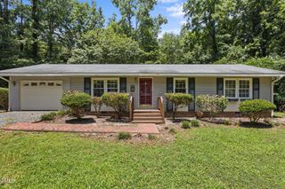 18 Red Pine Road, Chapel Hill, NC 27516
