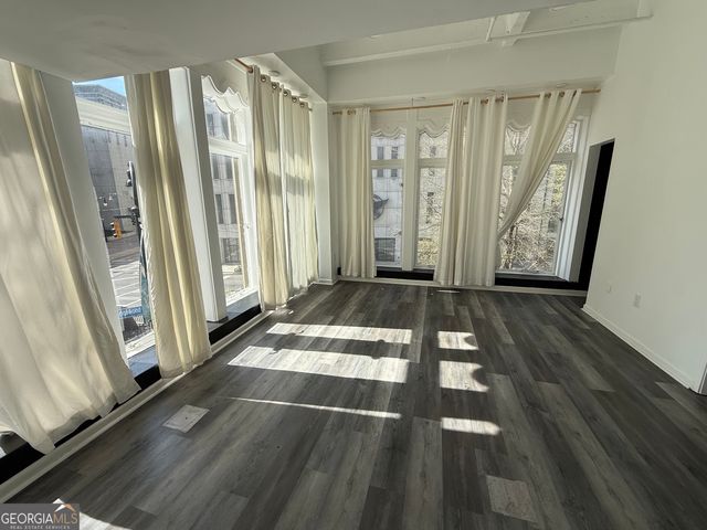 32 Peachtree Street NW APT 207, Atlanta, GA 30303