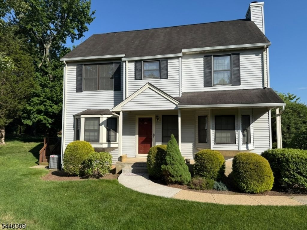 1701 Deerfield Dr, Edison Twp., NJ 08820
