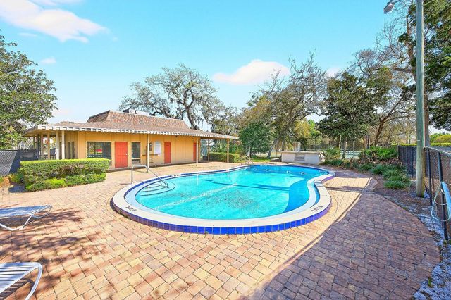 905 WILLOW RUN, Ormond Beach, FL 32174