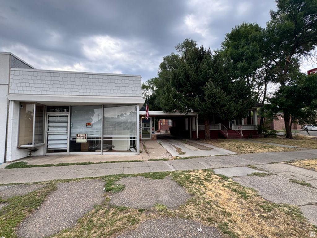 2522 S MONROE BLVD, Ogden, UT 84401 — photo 4
