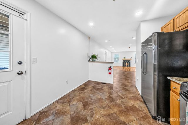 167 Vasser Drive, Piscataway, NJ 08854