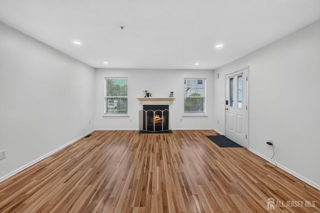 167 Vasser Drive, Piscataway, NJ 08854