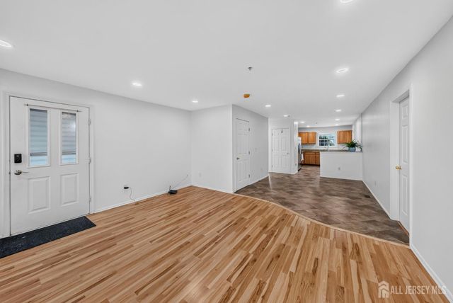 167 Vasser Drive, Piscataway, NJ 08854