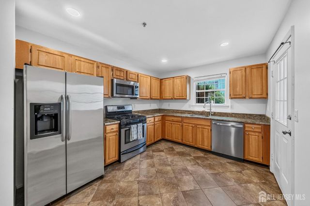 167 Vasser Drive, Piscataway, NJ 08854